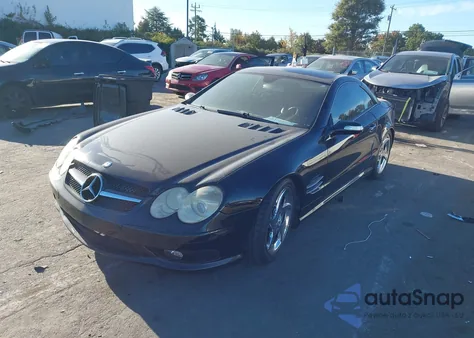 2005 Mercedes-Benz Sl 500 z USA, uszkodzony, nr VIN WDBSK75F35F101304